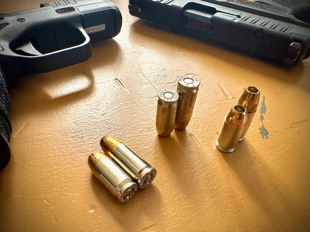 difference in .380 and 9mm ammunition