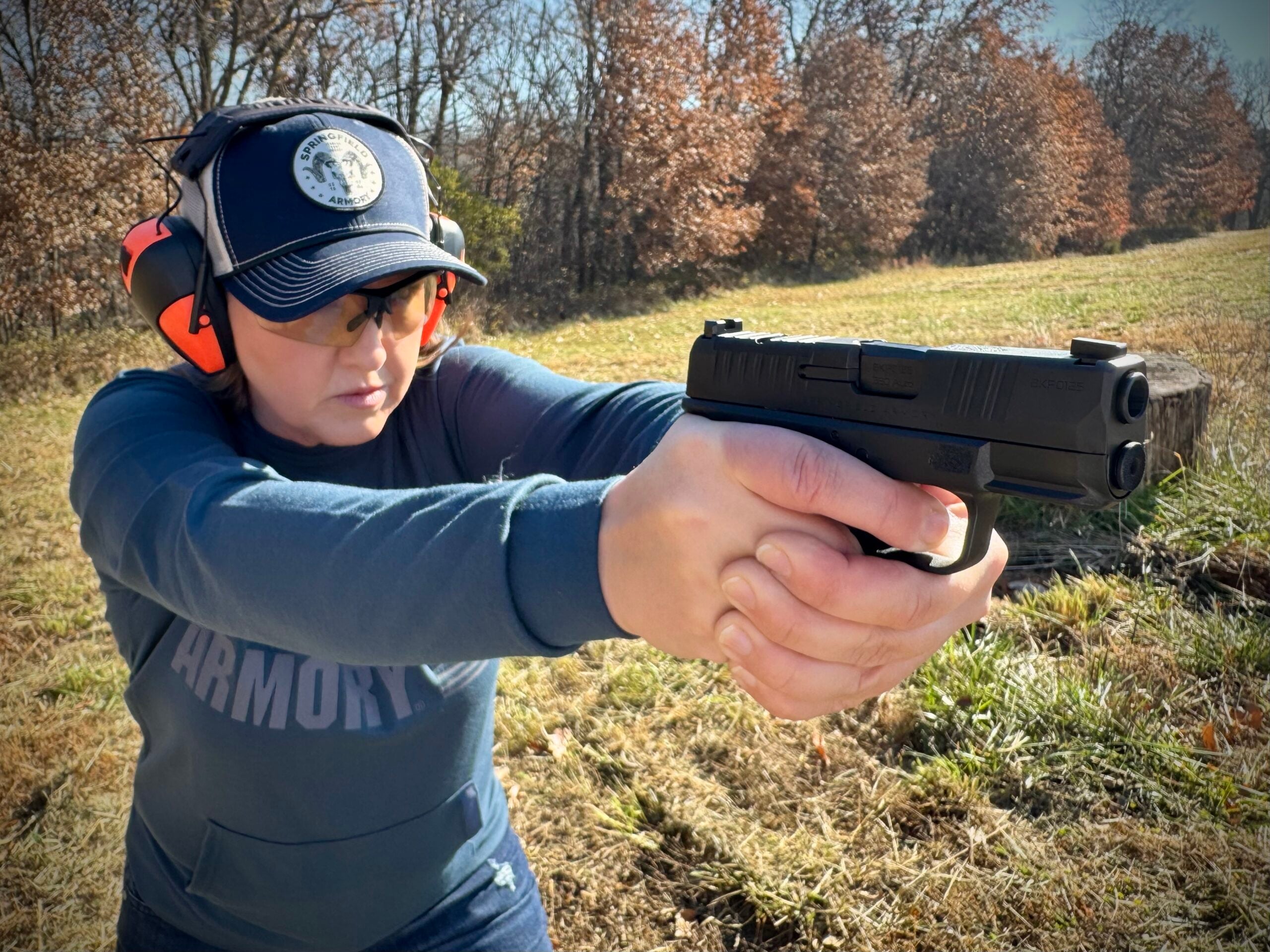 Julie Golob woman shooting Springfield Armory Hellcat